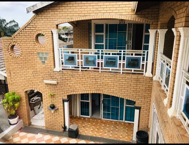 14 BEDROOM HOUSE FOR SALE IN RESERVOIR HILLS